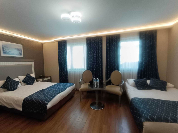 Room 4, Taksim Stare Hotel, Beyoğlu