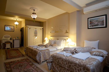 Others 3, Safran Suites, Fatih