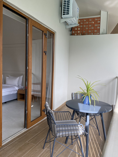 Balcony 2, RED RIVER RETREAT, Golaghat