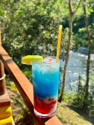 Food & Drinks 4, Oasis The Traveler, Lanquín