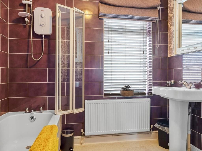 Bathroom 4, 3 bed Home Workington Near Lake District, Cumbria