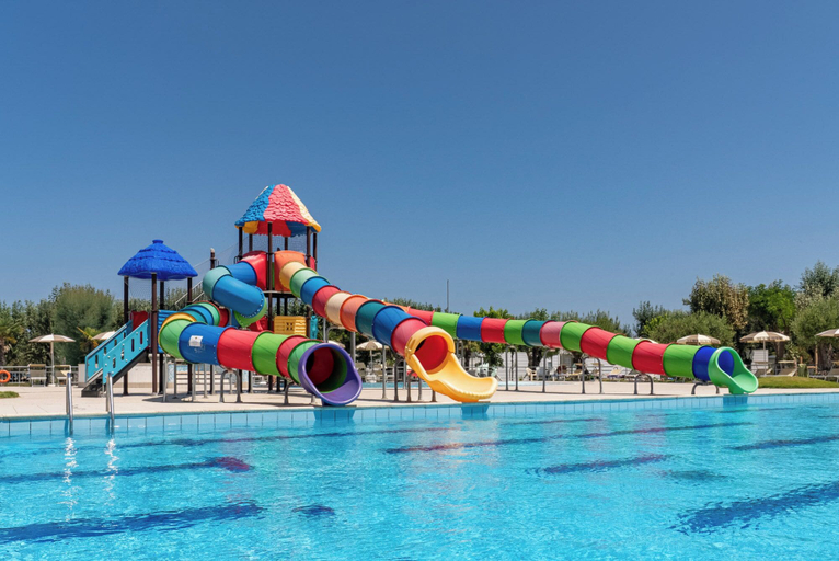 Sport & Beauty 2, Club Del Sole Stork Family Collection, Teramo