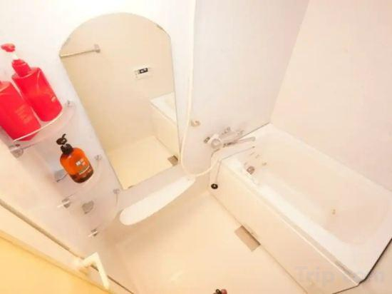3, Entire apartment in Higashi Shinjuku, Shinjuku