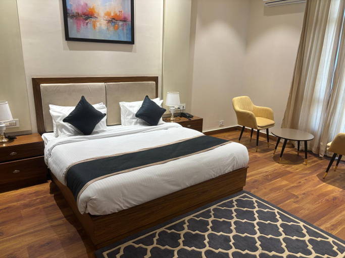 5, DREAMZ INN & SUITE, Sahibzada Ajit Singh Nagar
