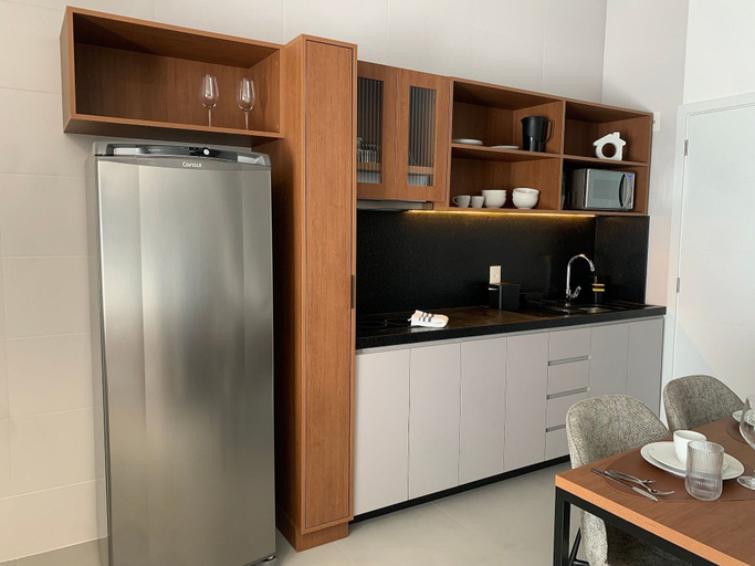 Private kitchen 3, Fully Equipped Apartments 220 m From the Beach in Jurerê Rtys, Florianopolis