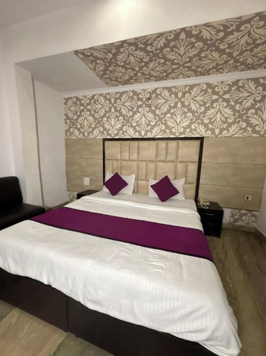 Room 3, Hotel The First, Agra