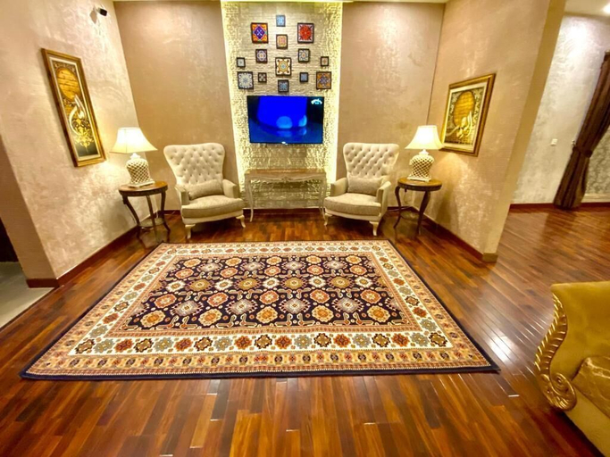 Others 5, Shelton Rezidor Lahore, Lahore