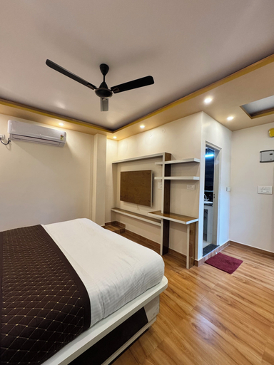 Room 2, Brothers Hotel & Restaurant, Solan