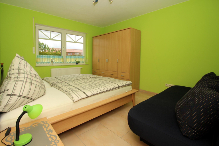Bedroom 3, Apartment House at Kiessee, Westerholt, Wittmund