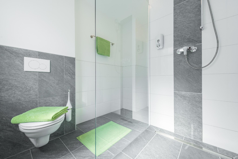 Bathroom 4, City Rooms Wels, Wels