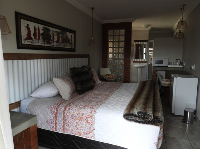 Room 3, Elspeth Guest House, West Rand