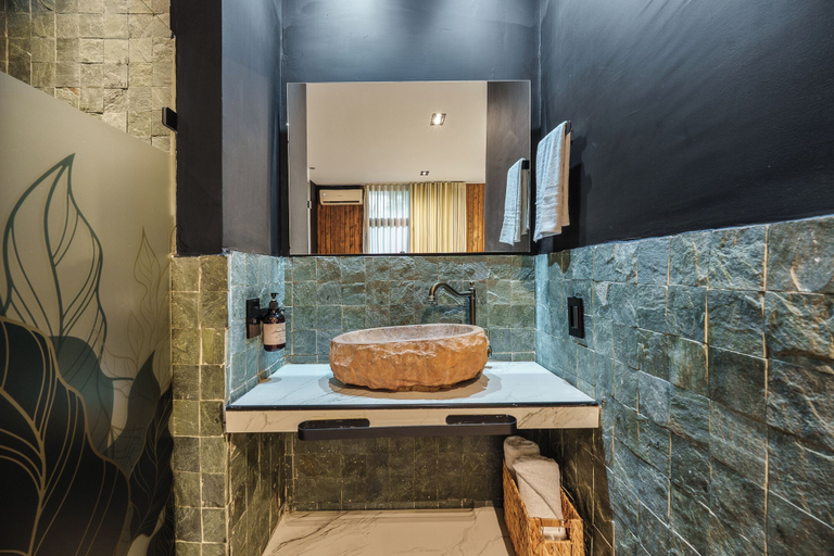 Bathroom 4, Hotel Zelva Negra, Medellín