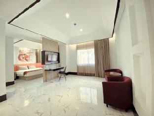 Others 2, Kazeem Topas Galeria, Bandung