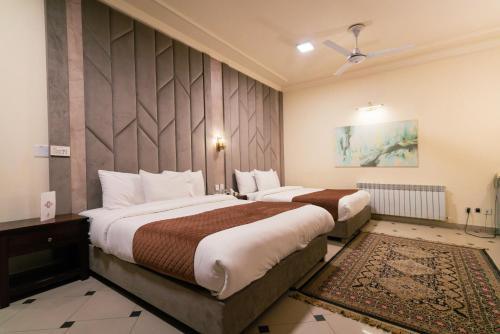 Others 3, Sheltons Rezidor Islamabad, Islamabad