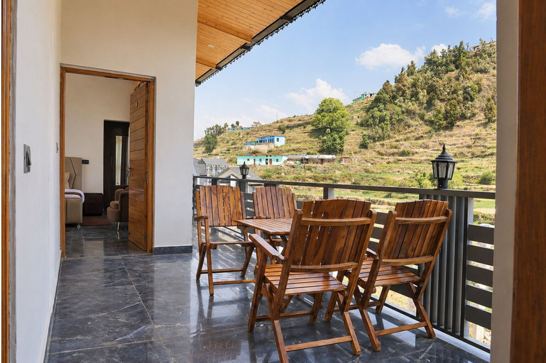 Room 5, Hotel Amadeus, Tehri Garhwal
