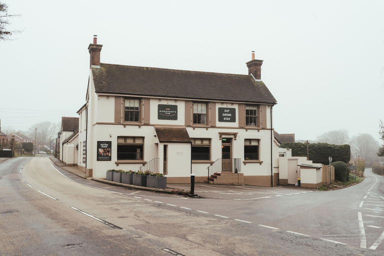 Exterior & Views 2, Winemaker's Pub, Kent