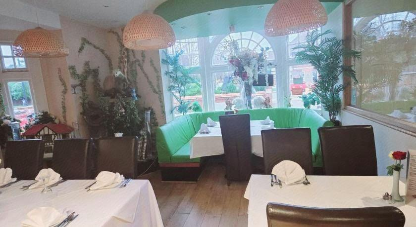 Food & Drinks 5, Kingswood Hotel, Windsor and Maidenhead