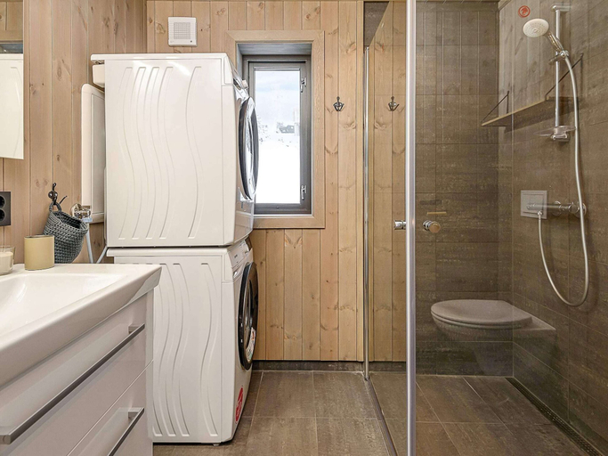 Bathroom 5, 4 Star Holiday Home in Favang, Ringebu