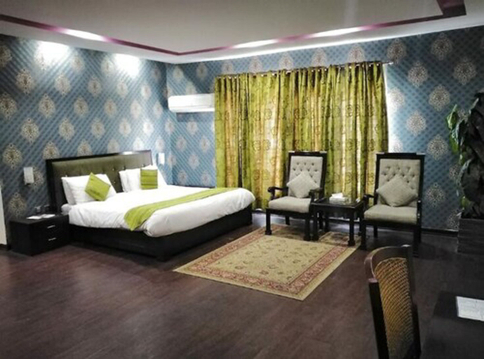 Others 2, Aleena Hotel, Gujranwala