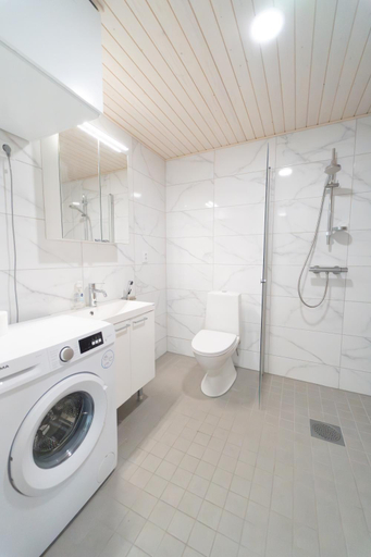 Bathroom, Joutsen Apartments, Lapland