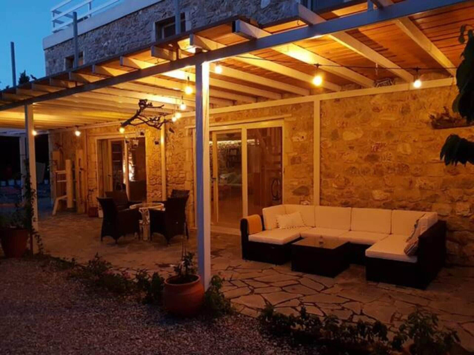 Terrace/patio 3, Eco-friendly Villa - Hot Tub, Forest & Sea Access, South Aegean