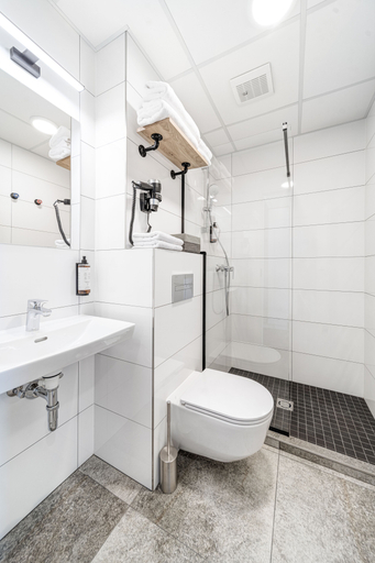 Bathroom 4, TopFloor Apartments, Vilniaus