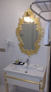 Others 2, MB Deluxe Hotel, Zeytinburnu