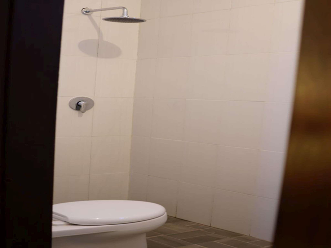 Bathroom 5, Oka's Homestay, Badung