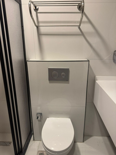 Bathroom 3, Positive Otel, Arnavutkoy