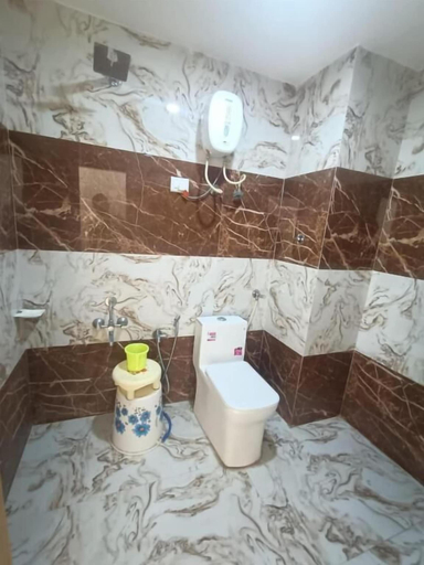 Bathroom 3, Hotel Sanwariya, Gandhinagar