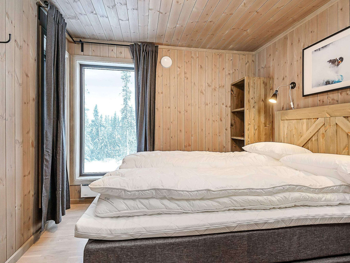 Bedroom 4, 4 Star Holiday Home in Favang, Ringebu