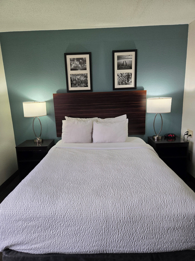 Bedroom 4, Sleep Inn Chattanooga Hamilton Place, Hamilton