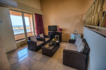 Others 5, Hotel Ngor Diarama, Dakar