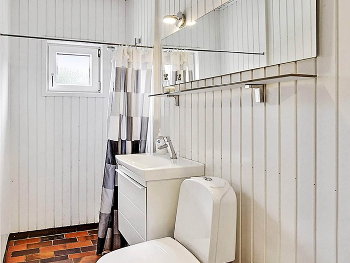 Bathroom, 8 Person Holiday Home in Roslev-by Traum, Skive