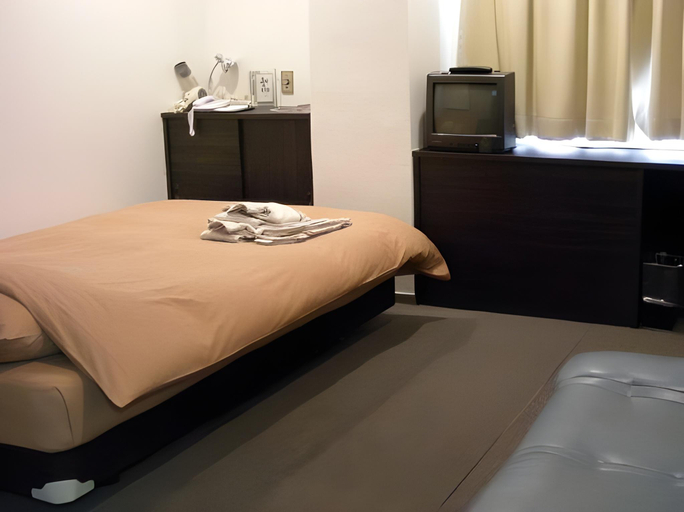 Bedroom 3, Benefit Hotel Okayama, Okayama