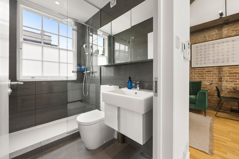 Bathroom 3, Bloomsbury by Viridian Apartments, London