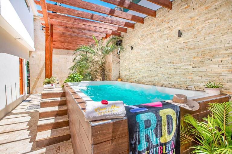 Swimming pool, Room in Sosua with Nice Jacuzzi, Sosua