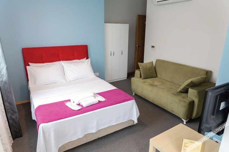 Bedroom 2, 216 Turkuaz Suit, Maltepe