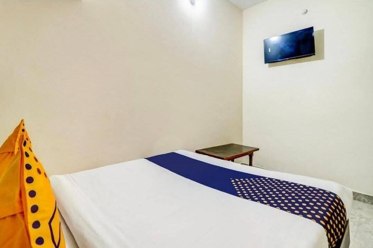 Room 3, LG Guest House, Varanasi