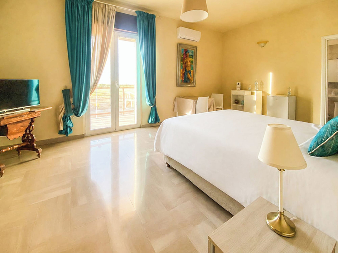 Room 2, Blue Room - Camera con Bagno Privato, Bari