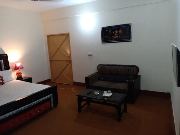 Others 3, Orange Line Hotel, Lahore
