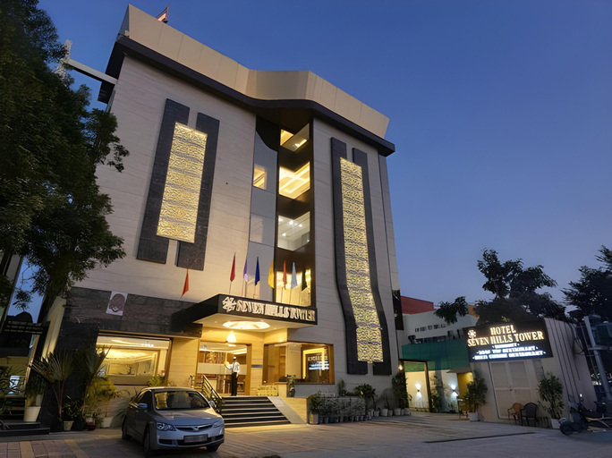 Exterior & Views, Hotel Seven Hills Tower, Agra