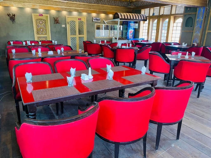 Food & Drinks 5, Mondoq Fort Hotel Skardu, Northern Areas