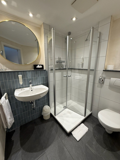 Bathroom 4, Hotel gold Self-Check-In-Hotel Pfullendorf, Sigmaringen