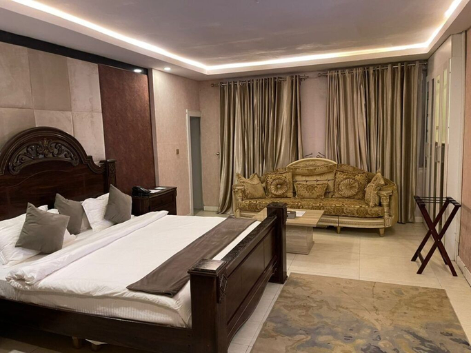 Bedroom 2, The Palms Hotel, AbujaMun