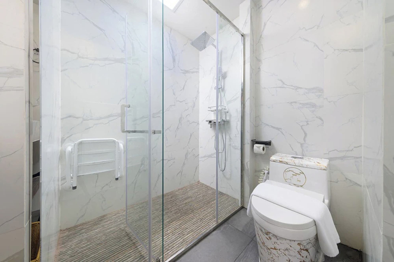 Bathroom 3, Lanna Inthan Hotel & Resort, Doi Saket