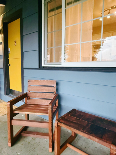 Exterior detail, Fjordline Lodge, Mason