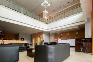 Lobby 5, Urbanview Hotel Asyra Makassar, Makassar