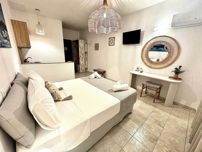 Bedroom 3, DEDES APARTMENTS, Attica