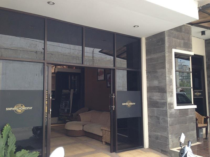 Others 3, Simpang Homestay, Malang